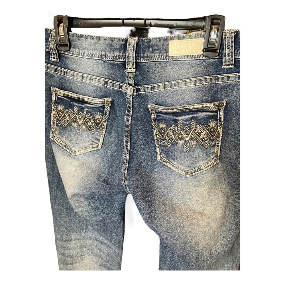 Rock & Roll Cowgirl Boyfriend Jeans Blue Med Wash Bejeweled Pockets Faded 28 - Picture 9 of 9